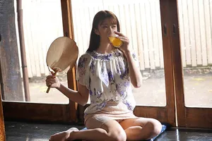 Mùa hè buồn chán ở quê quan hệ vợ cạnh nhà thiếu thốn vì lấy chồng yêu già