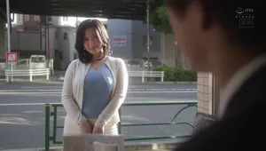 Gã chồng yếu không làm lên đỉnh, cô vợ lên mạng tìm trai trẻ nắc khỏe
